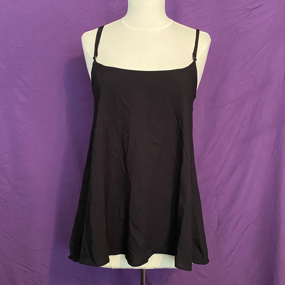 NWT Forever 21 Black Babydoll Camisole. Size M.